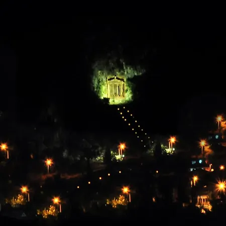 耶尼切里城市酒店